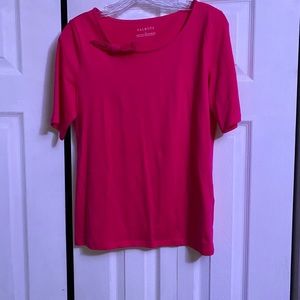 Hit pink top